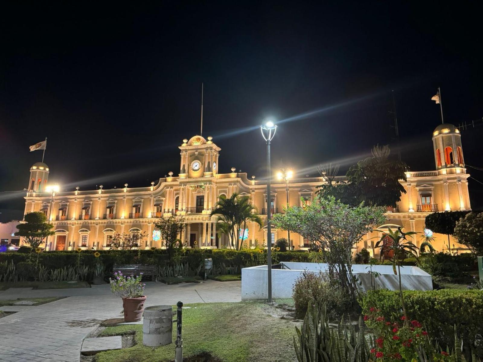 Hotel El Mexicano Tepic Centro المظهر الخارجي الصورة