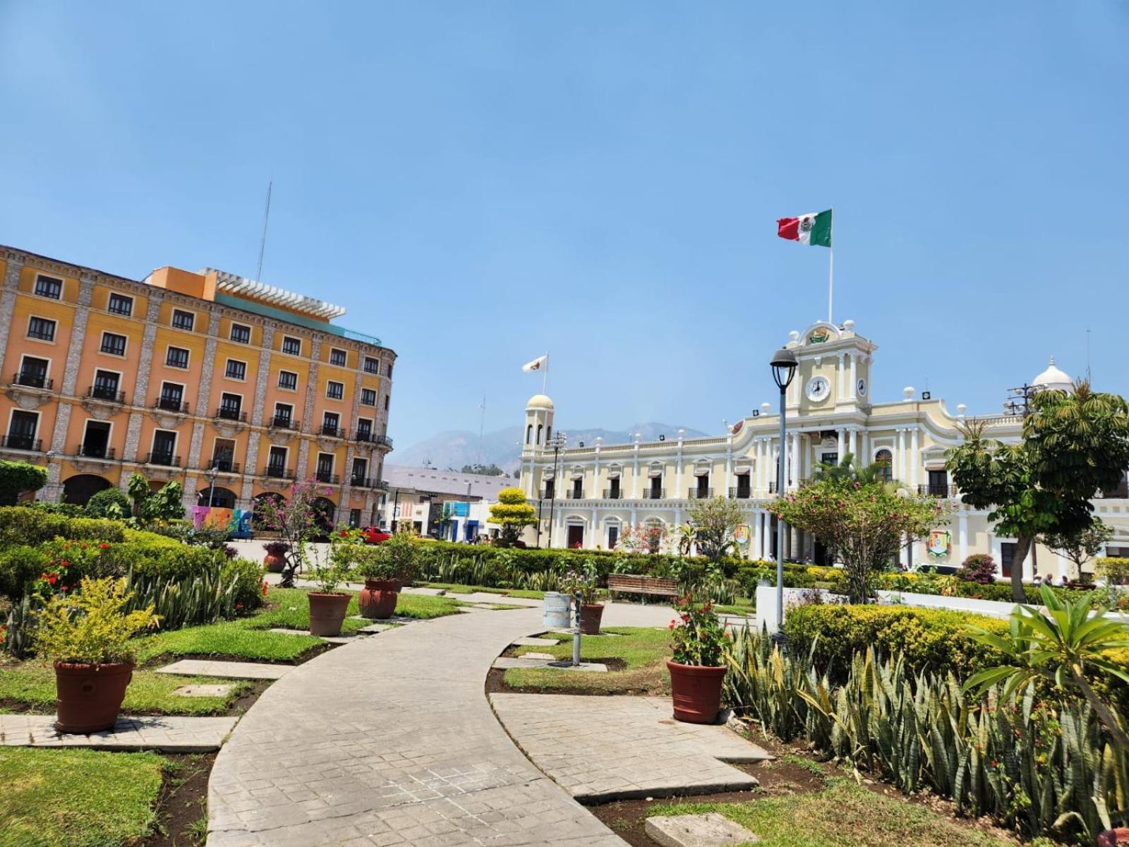 Hotel El Mexicano Tepic Centro المظهر الخارجي الصورة